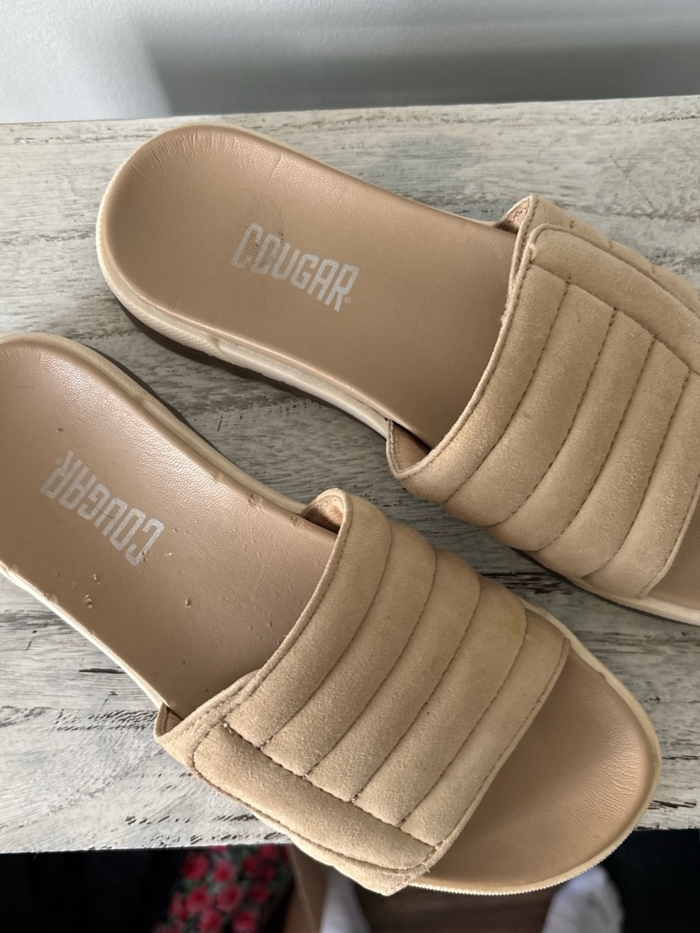 Cougar Tan Quilted Slide Sandals